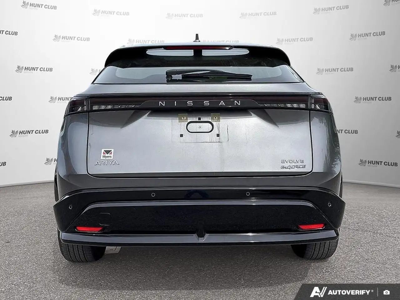 Nissan Ariya снимка Nissan Ariya