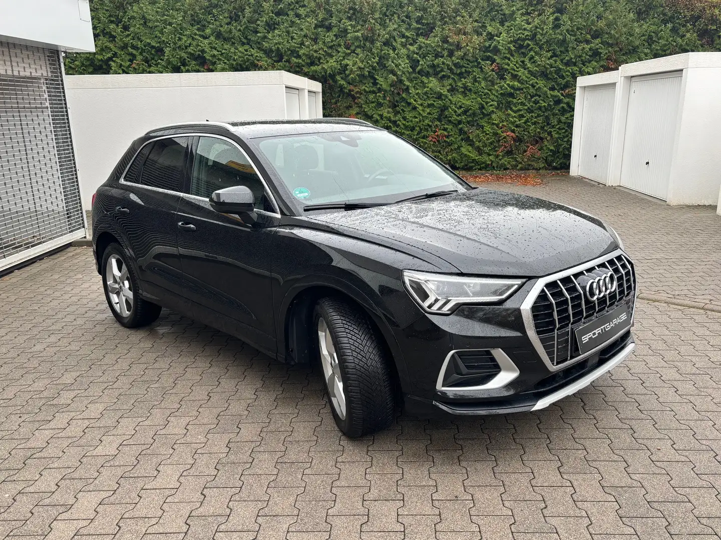 Audi Q3 35 TFSI advanced LED Kamera AHK S-Line DAB 19' Noir - 2