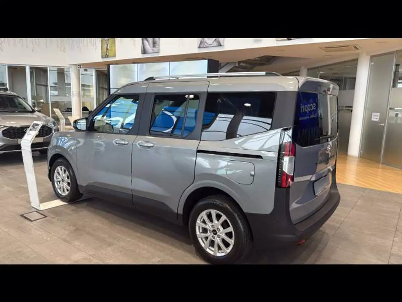 Ford Tourneo Courier 2026