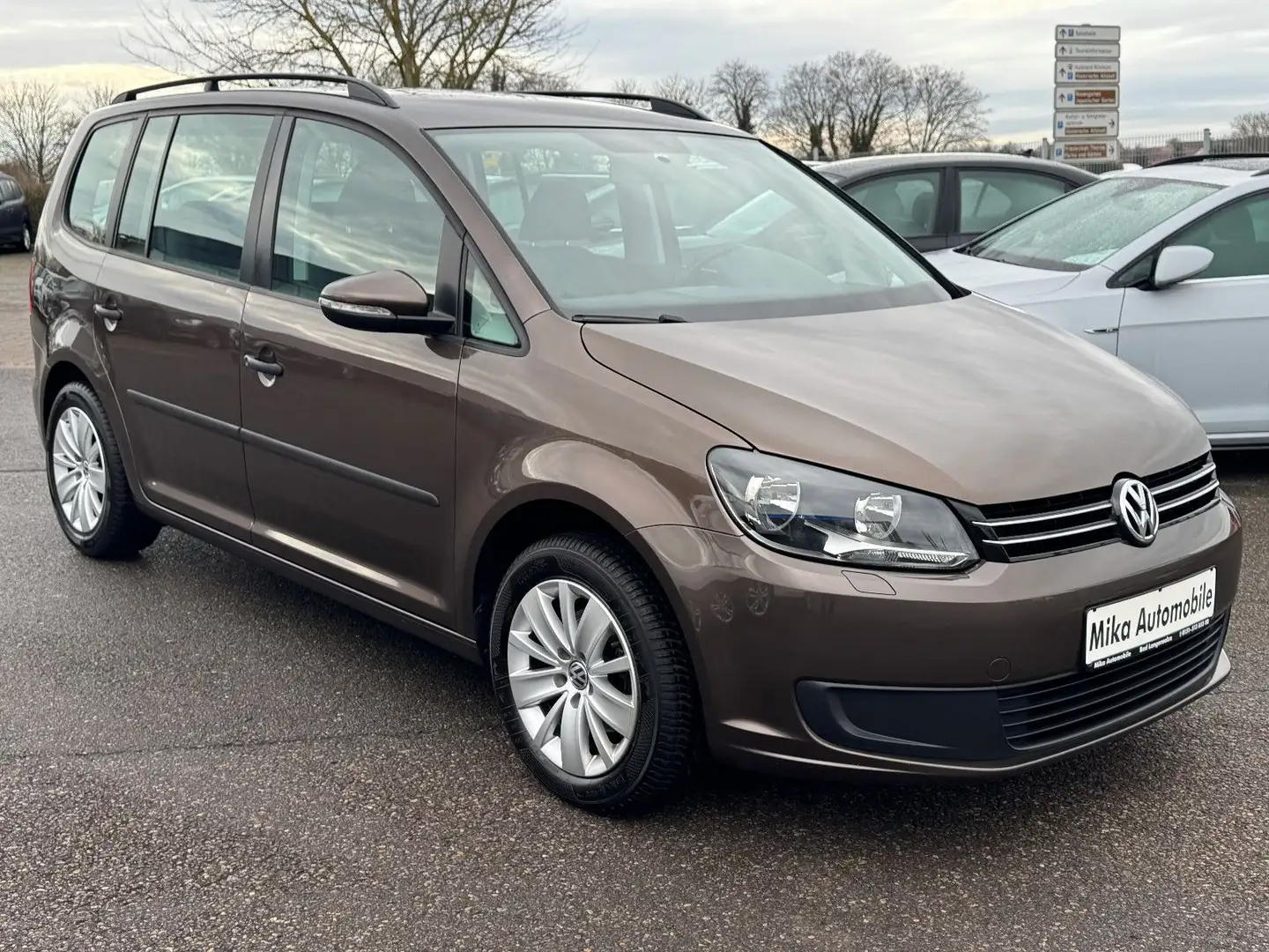 Volkswagen Touran Trendline 7-Sitzplätze TÜV/HU/NEU Braun - 2