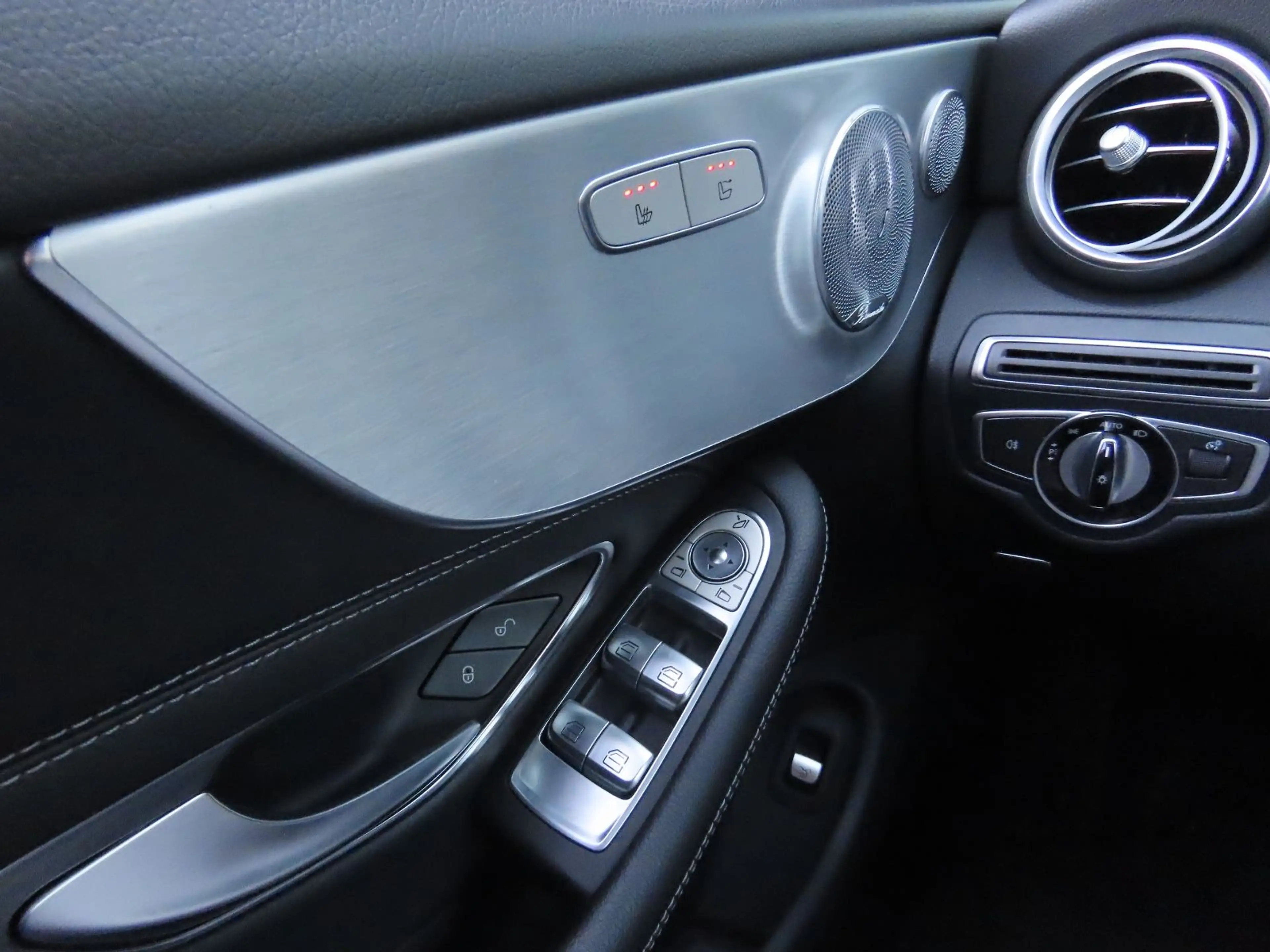 Mercedes-Benz C 200 C200 Cabrio Autom. AMG-Line Alcantara Burmester — photo 15