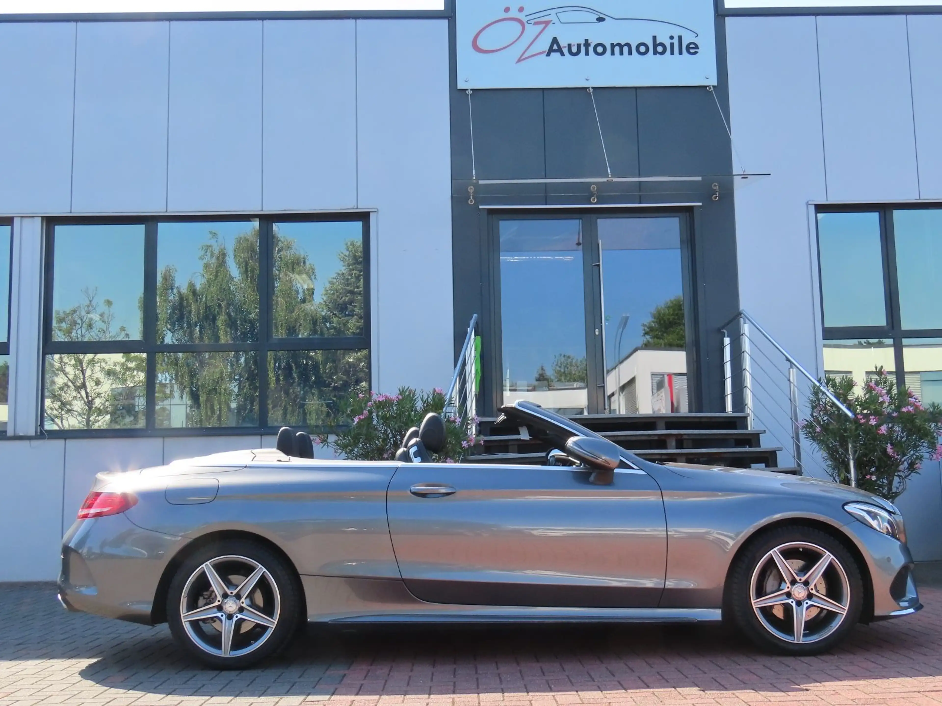 Mercedes-Benz C 200 C200 Cabrio Autom. AMG-Line Alcantara Burmester — photo 11