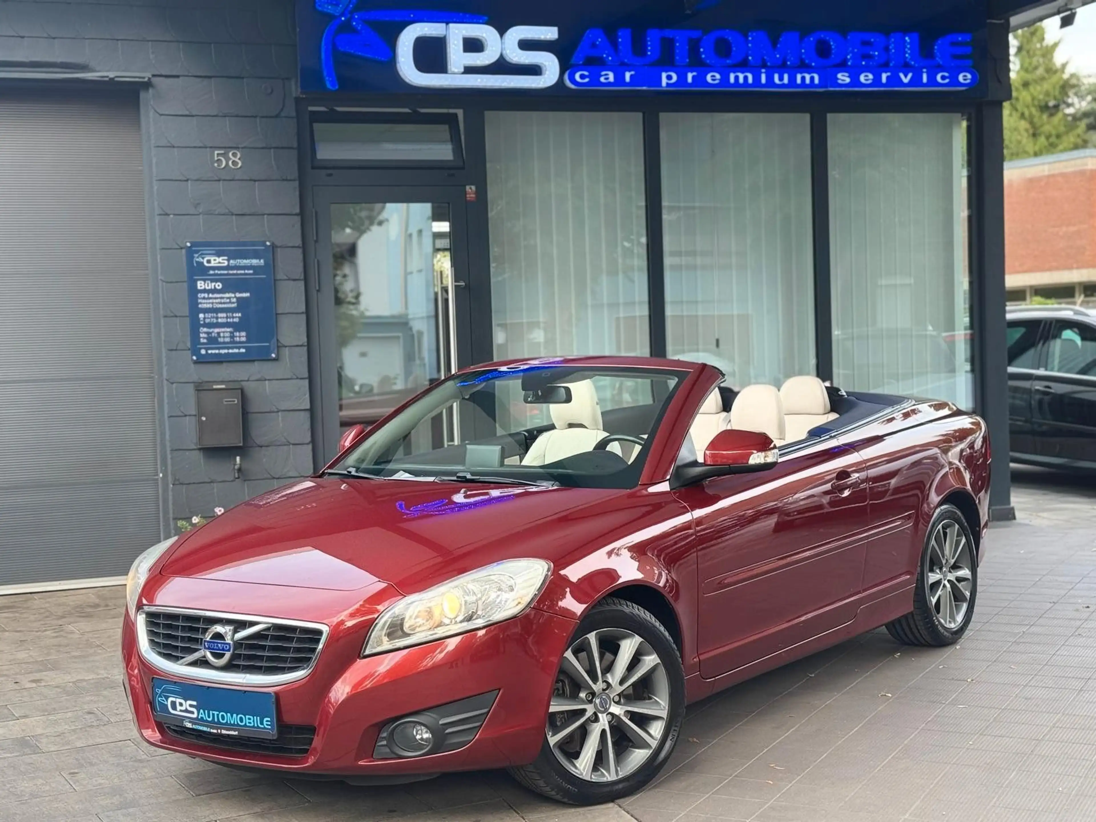 Volvo C70 Cabriolet D3 Momentum / TÜV Neu — photo 8
