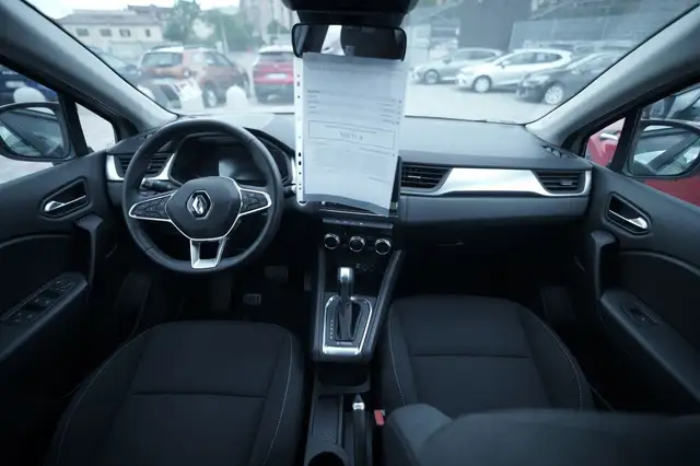 Renault Captur view 6