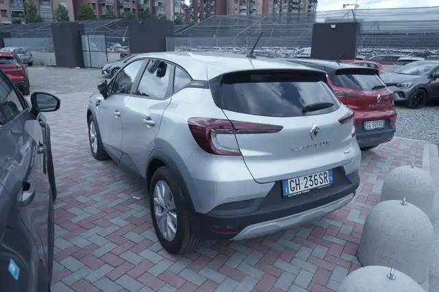 Renault Captur view 12