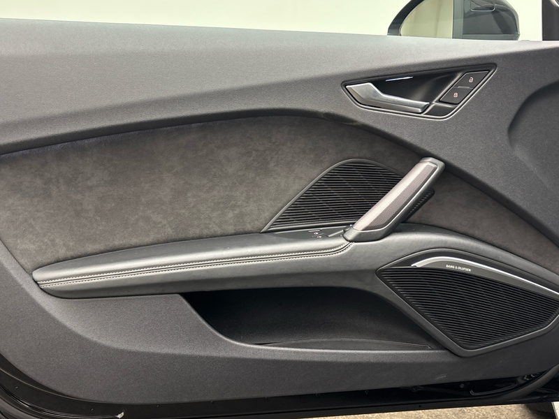 Audi TT Coupé 40 TFSI S tronic MMI Matrix B&O — photo 12