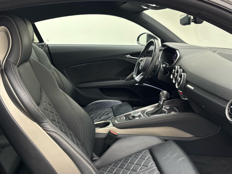 Audi TT Coupé 40 TFSI S tronic MMI Matrix B&O — photo 10