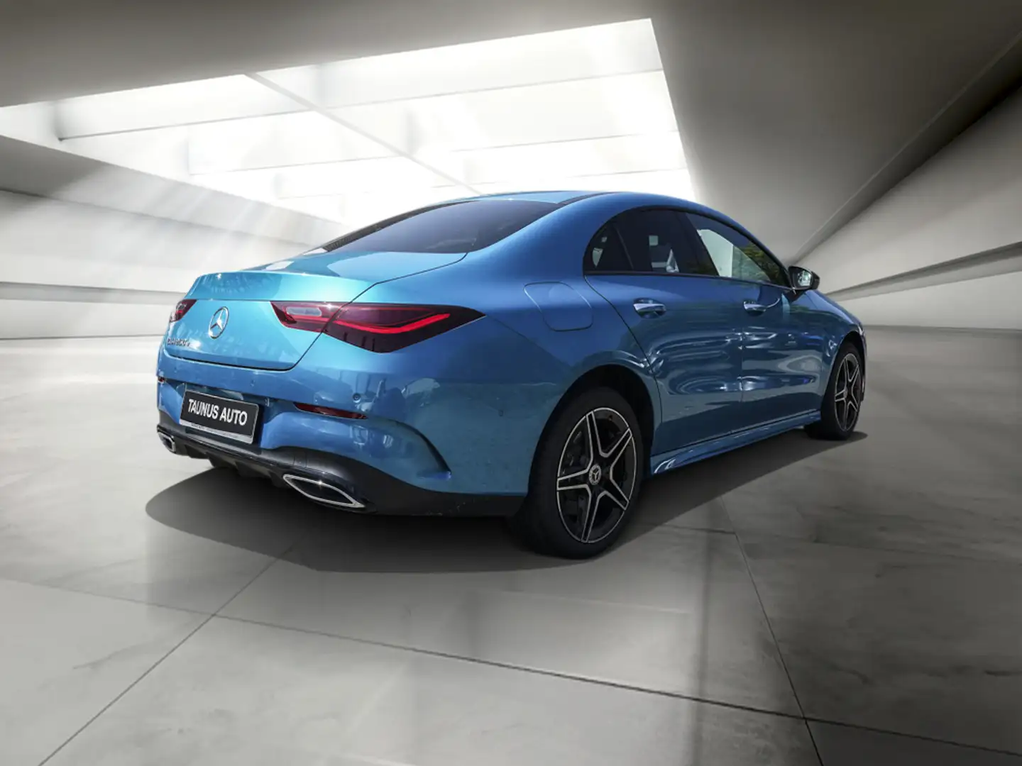 Mercedes-Benz CLA 250 e COUPE AMG-LINE PREMIUM NIGHT WINTER-PAKET Blau - 2