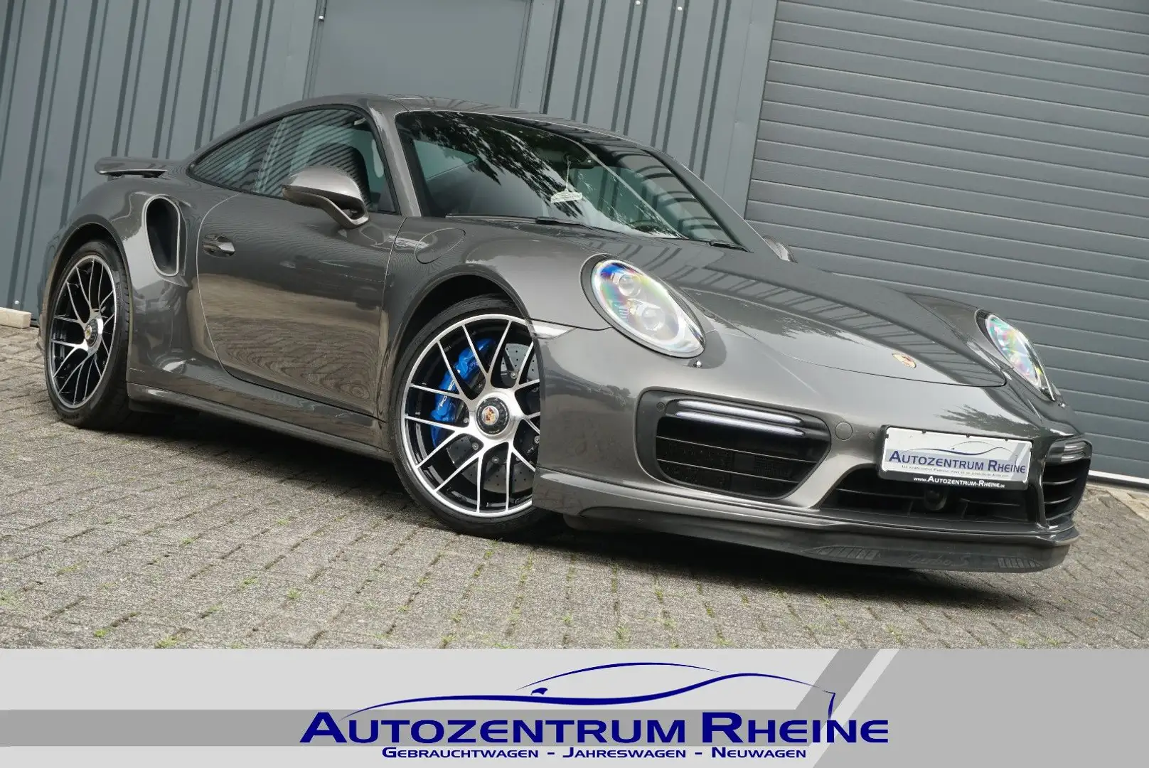 Porsche 911 Turbo S LIFT ACC RFK 18-Wege Burmester SHD Grau - 1