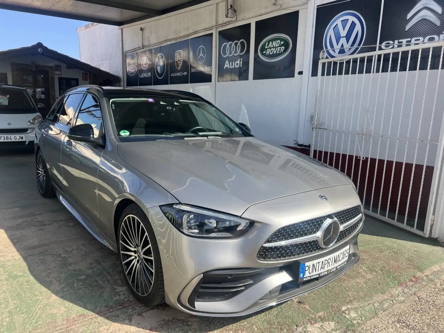Mercedes-Benz C 220 Estate 220d 4Matic 9G-Tronic Beige - 1