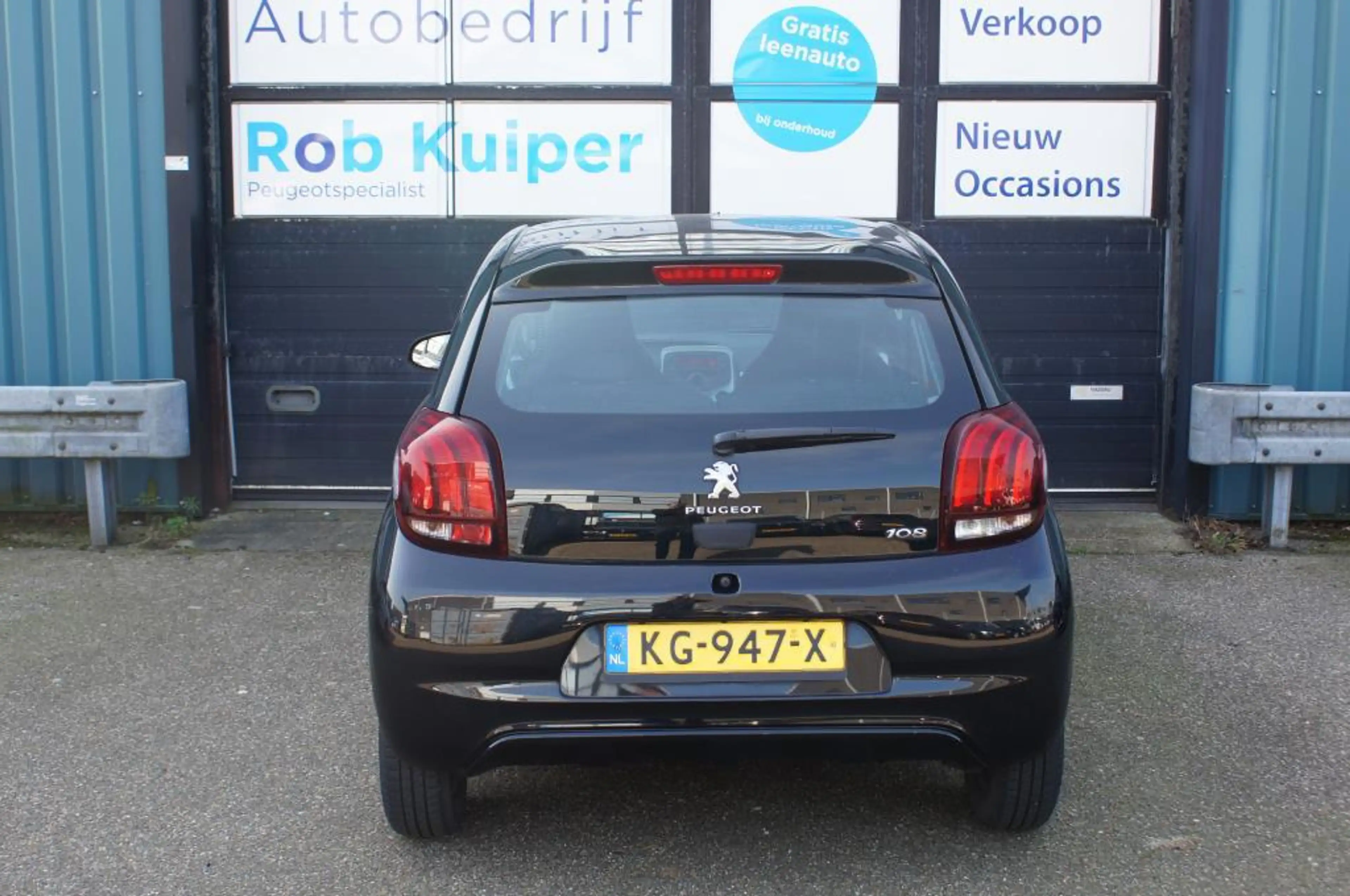 Peugeot 108 1.0 e-VTi Active — photo 3
