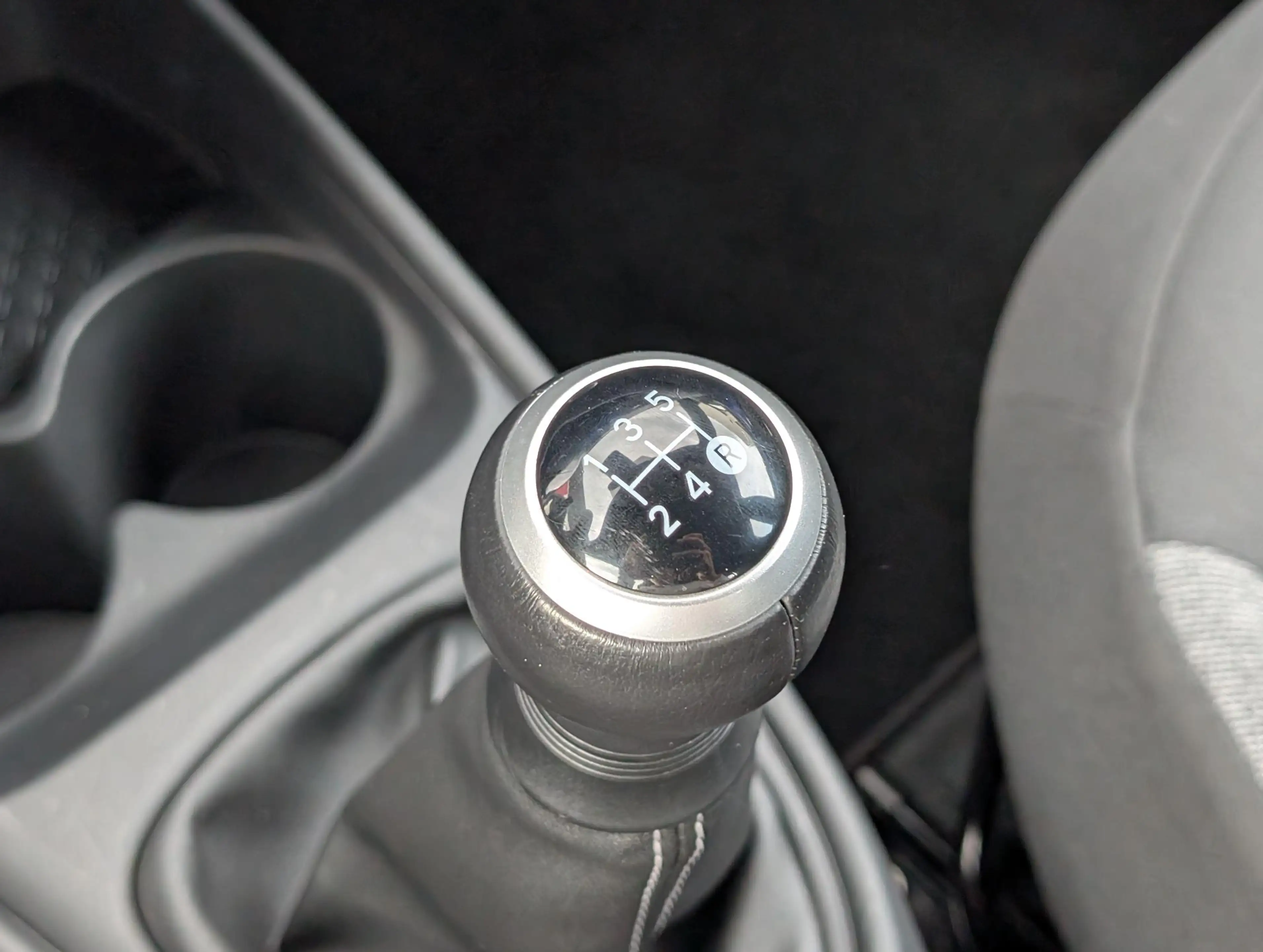 Toyota Aygo X Juniper Blue Metallic AIRCO CAMERA AD-CRUISE APPLE — photo 9