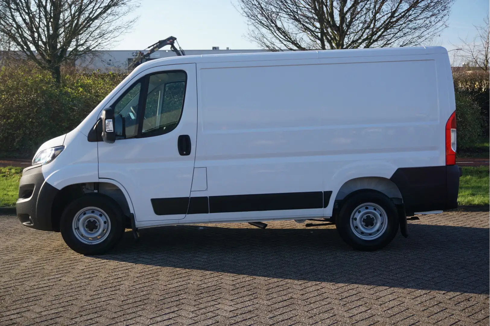 Fiat Ducato 35 2.2 140PK L1H1 BPM VRIJ!! 10" Navi, Climate, Ca Bianco - 2