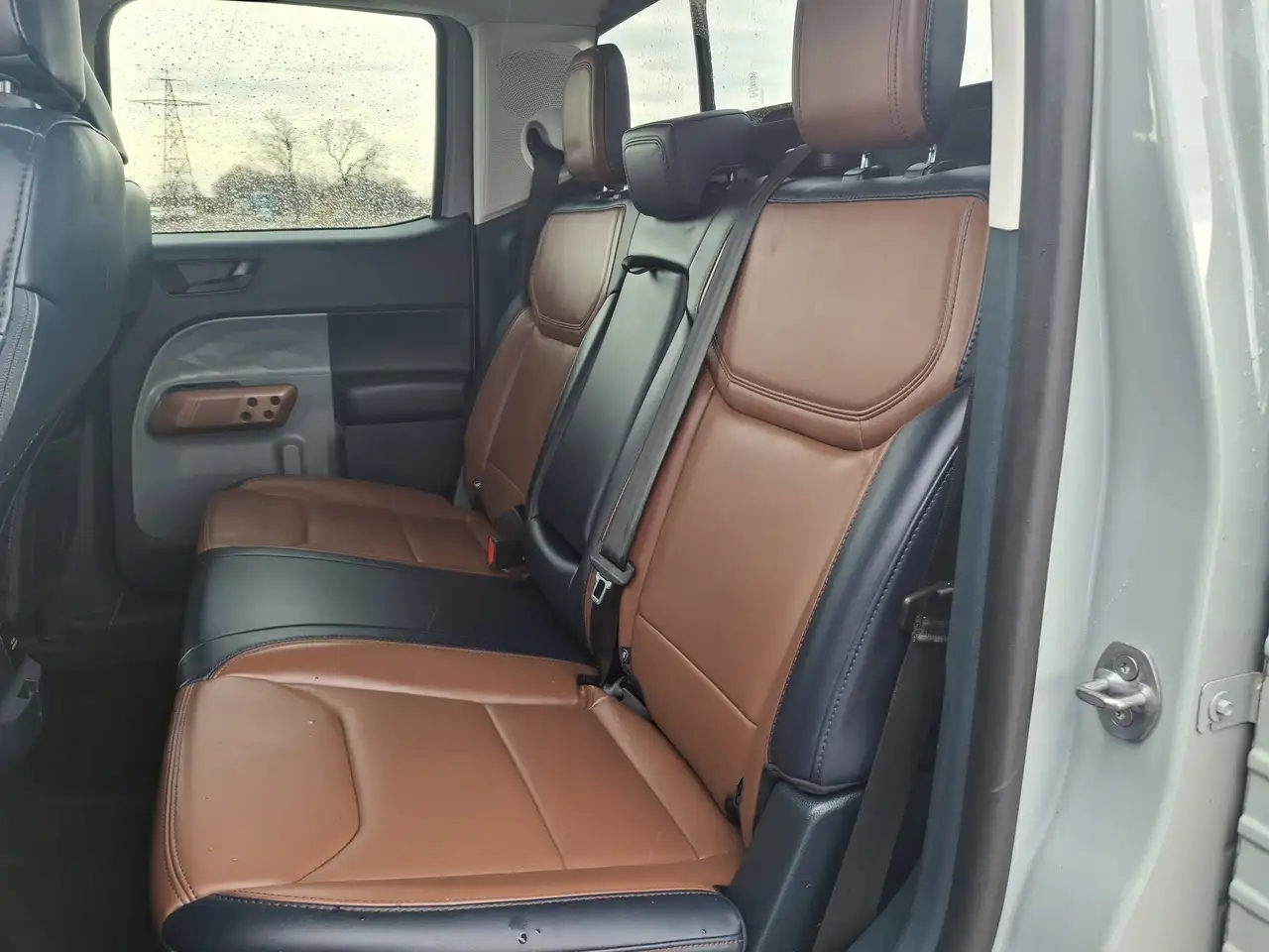 Ford Maverick снимка Ford Maverick
