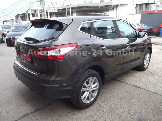 Nissan Qashqai view 4