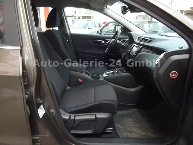 Nissan Qashqai view 14