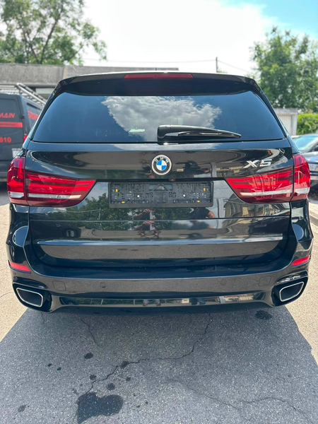 BMW X5 xDrive 30d M-Paket / AHK / HUD / LEDER / 20" ZOLL / PANORAMA — photo 6