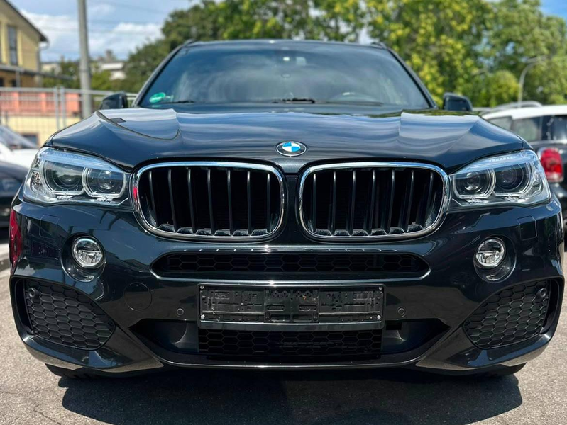 BMW X5 xDrive 30d M-Paket / AHK / HUD / LEDER / 20" ZOLL / PANORAMA — photo 4