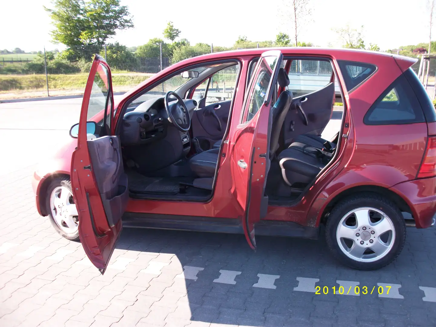Mercedes-Benz A 140 A 140 Avantgarde Halbautomatik Rot - 1