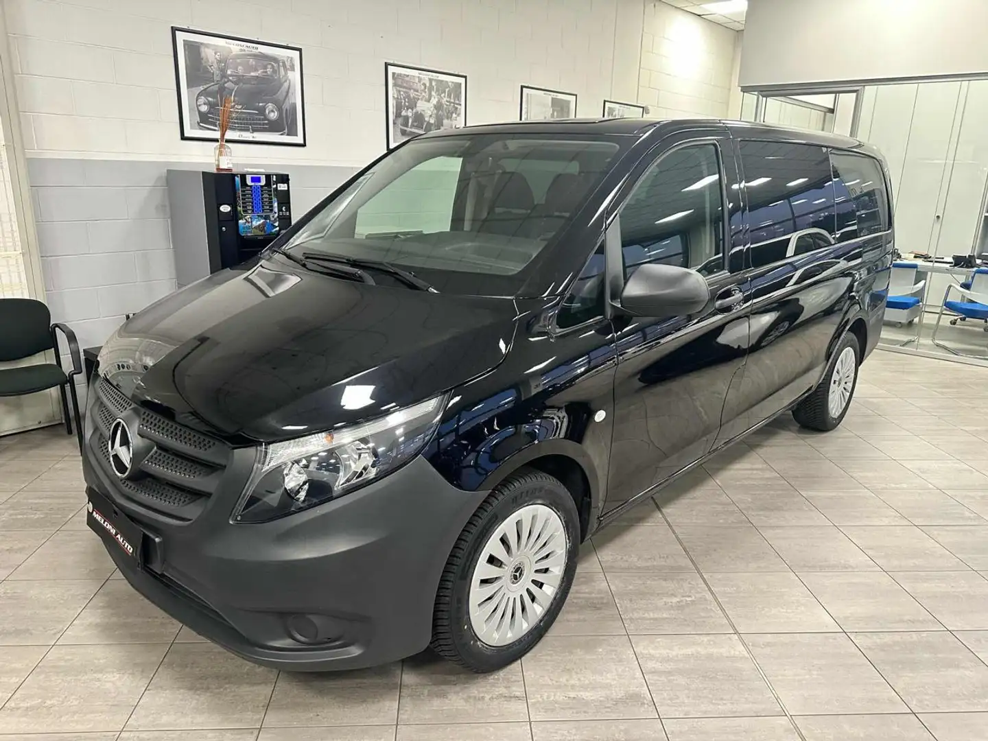 Mercedes-Benz Vito 2.0 114 CDI PC-SL Tourer Base Long Zwart - 1