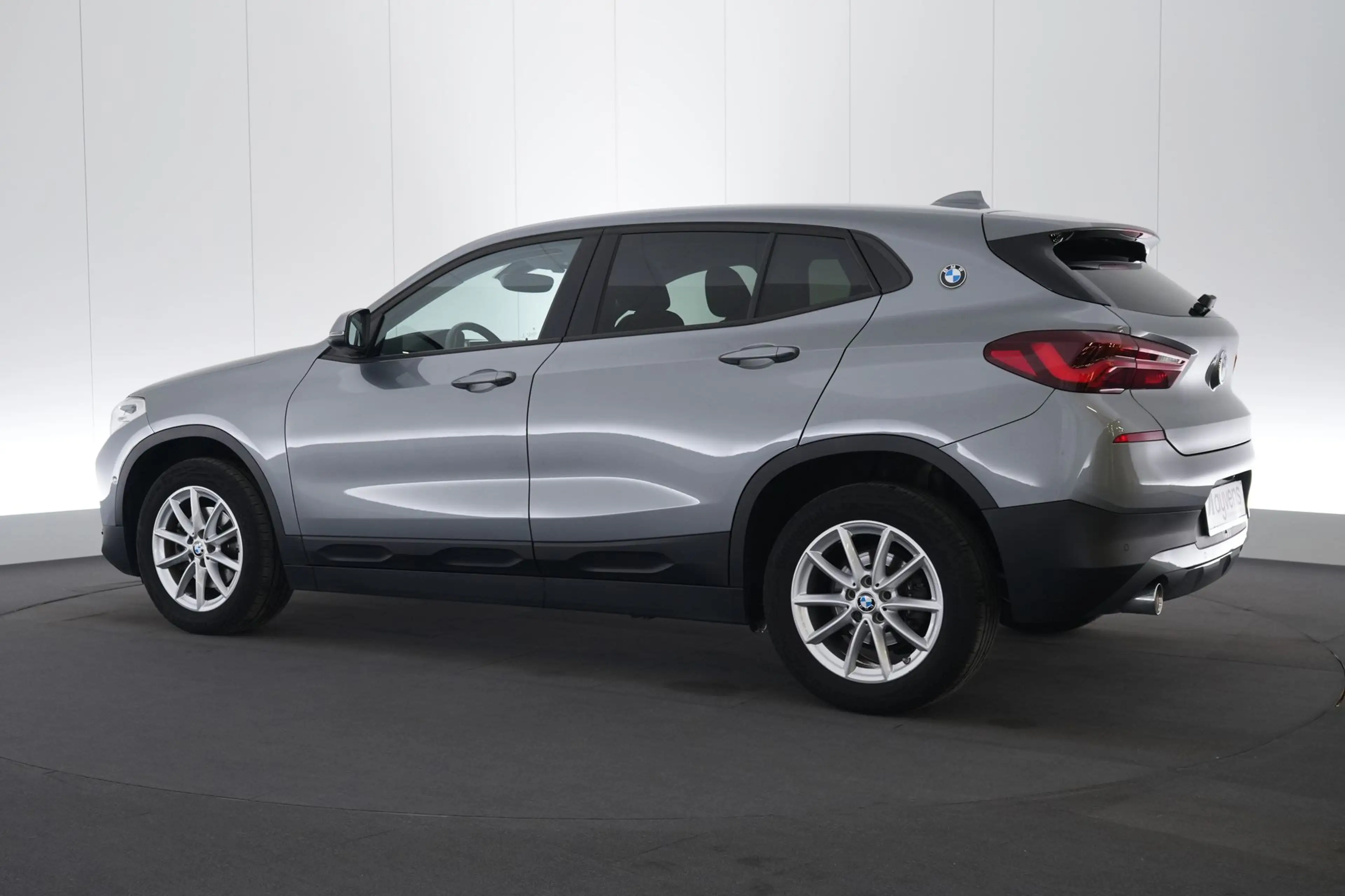 BMW X2 1.5 sDrive18i Business LED GPS PDC CAM Carplay — photo 10