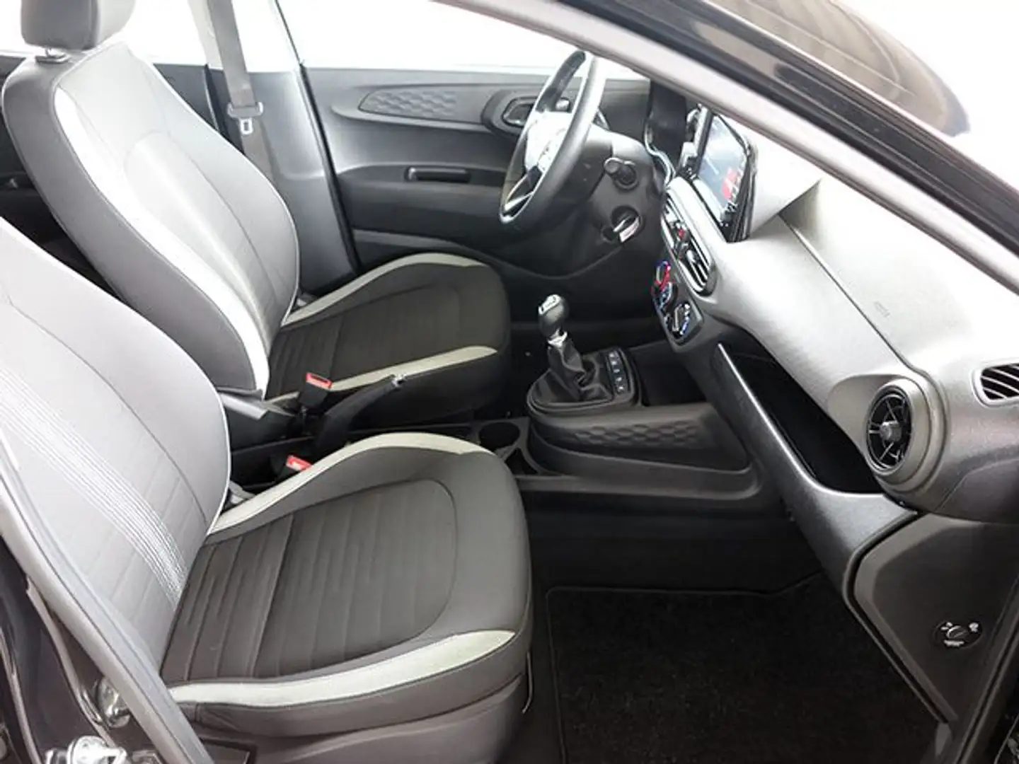 Hyundai i10 Trend | Klima | AndroidAuto | Winterp. | PDC Noir - 1