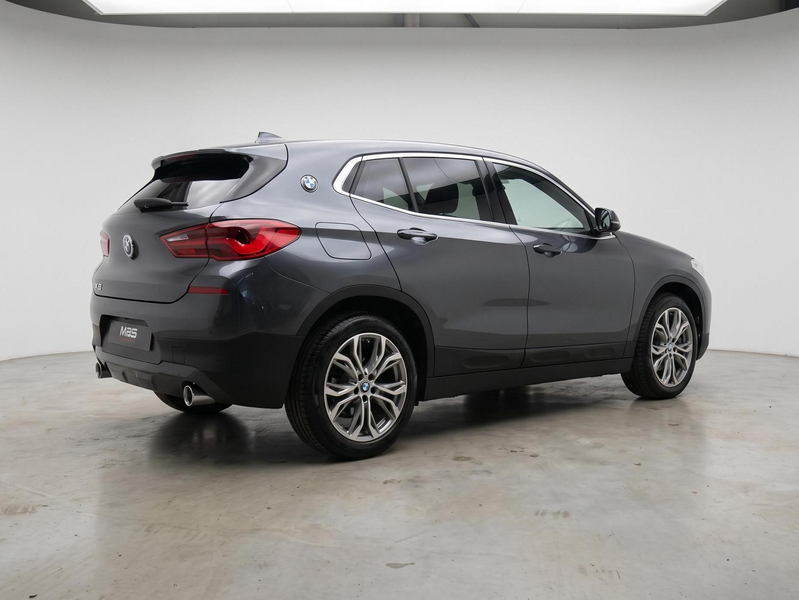 BMW X2 * 2.0 d xDrive18* 1 PROP*  XENON* CUIR* NAVI* CRUISE* GARANTIE 12 MOIS* — photo 4