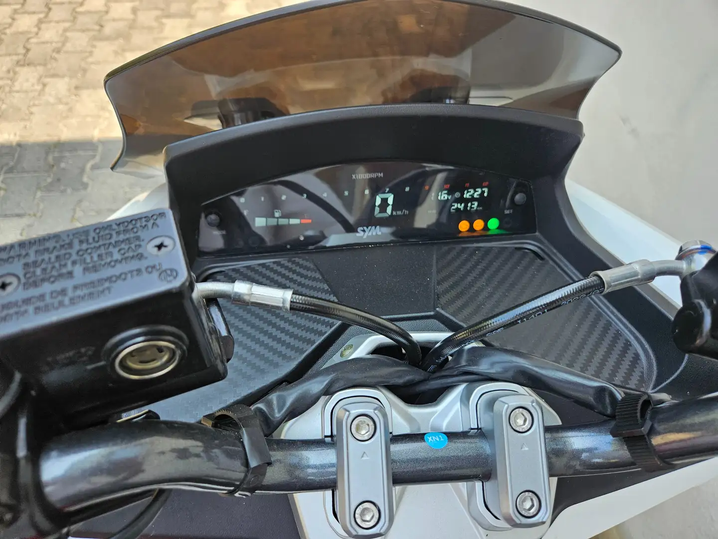 SYM Jet X 125 Abs Белый - 1