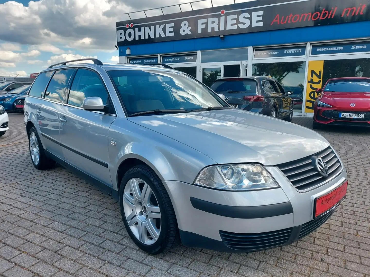 Volkswagen Passat Variant Family Klima Sitzheizung Silber - 1