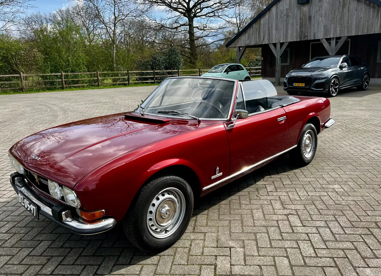 Peugeot 504 Cabriolet Pininfarina  2 liter Inj. automaat Rojo - 2