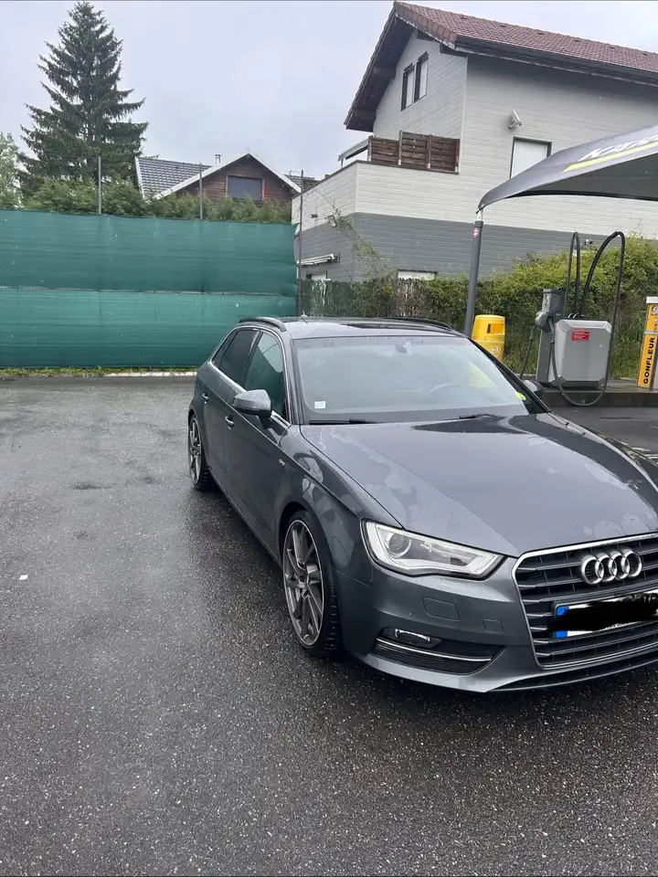 Audi A3 Berline 2.0 TDI 150 sportback sline