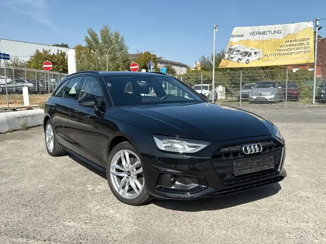 Audi A4 Avant 35 TFSI advanced LED Navi DSG Leder AHK