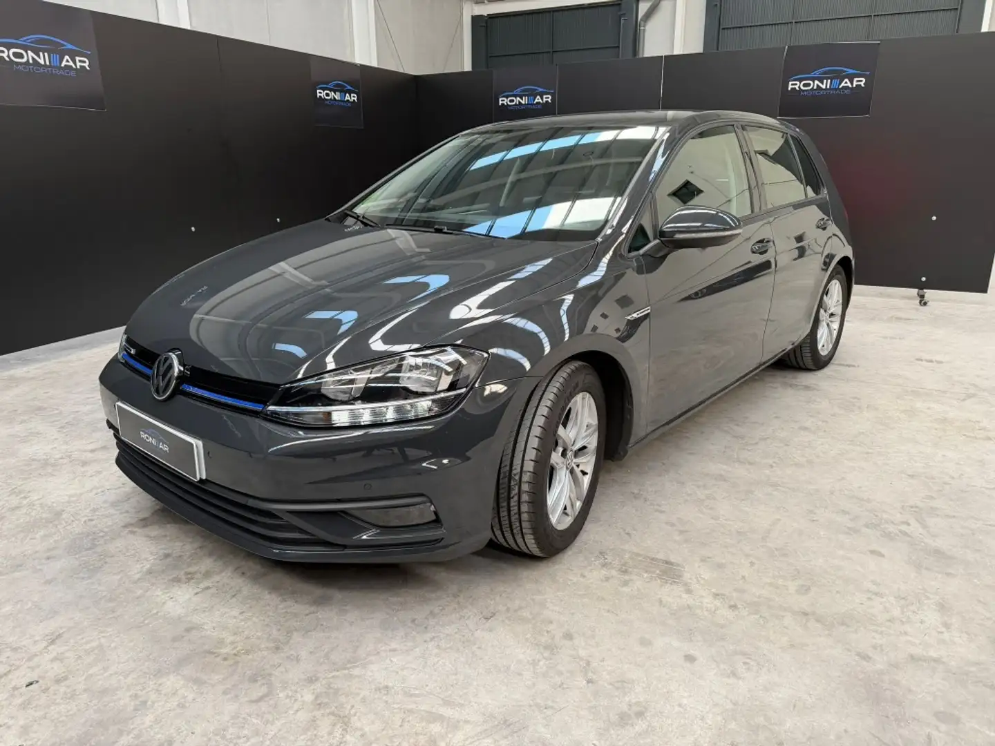 Volkswagen Golf 1.5 TSI Evo BM Last Edition 96kW Gris - 1