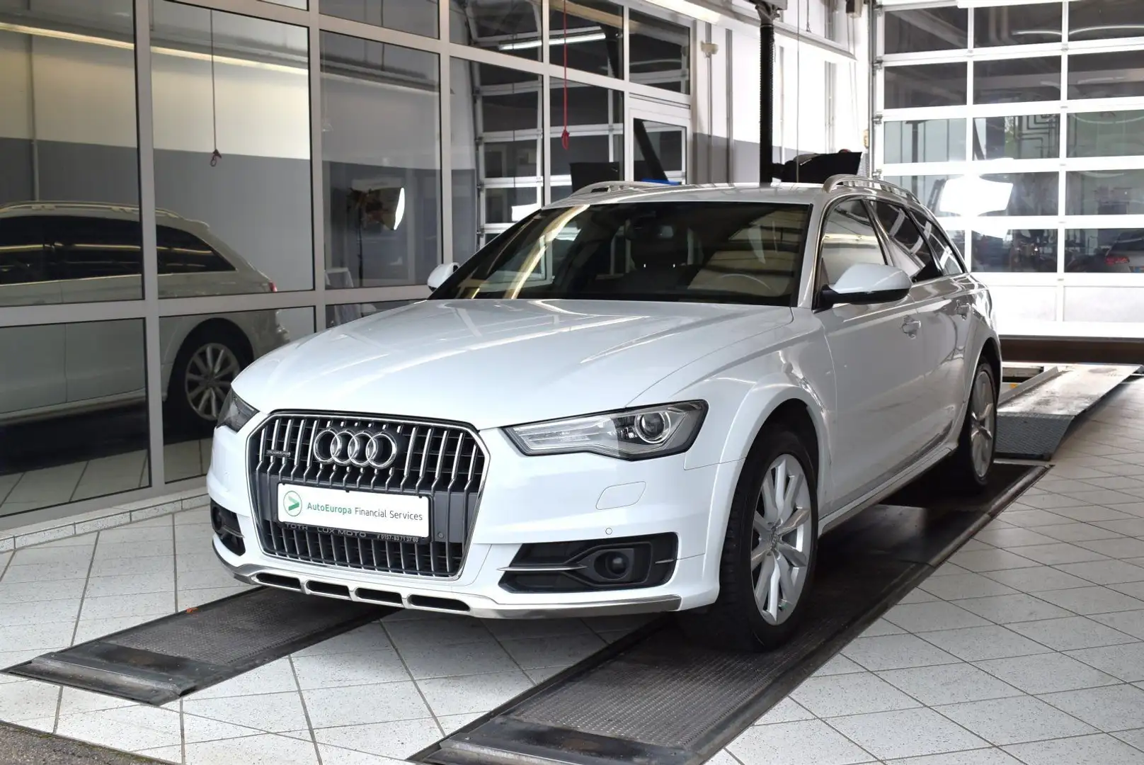 Audi A6 allroad quattro 3.0TDI S-tronic*Xenon*BOSE*Le Blanc - 1
