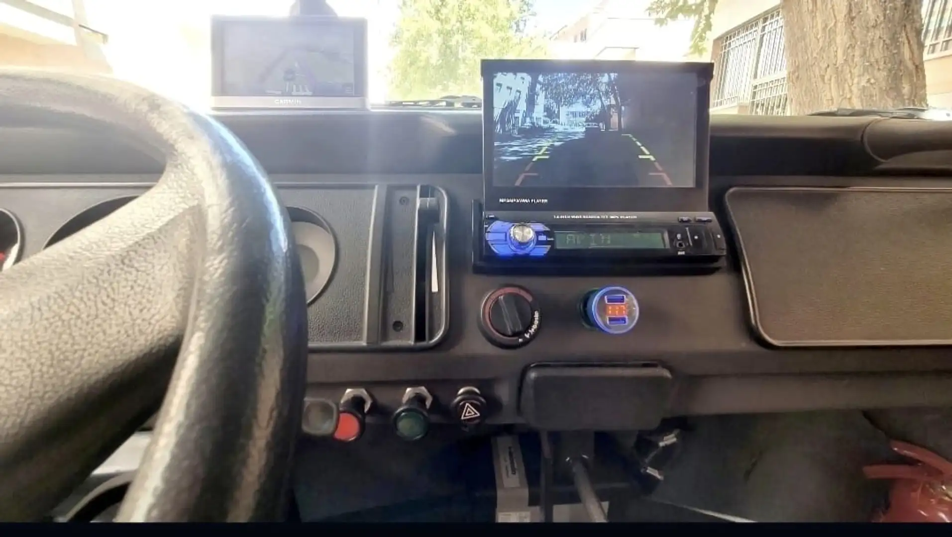 Volkswagen T2 VW T2 Brazilian Import Azul - 1