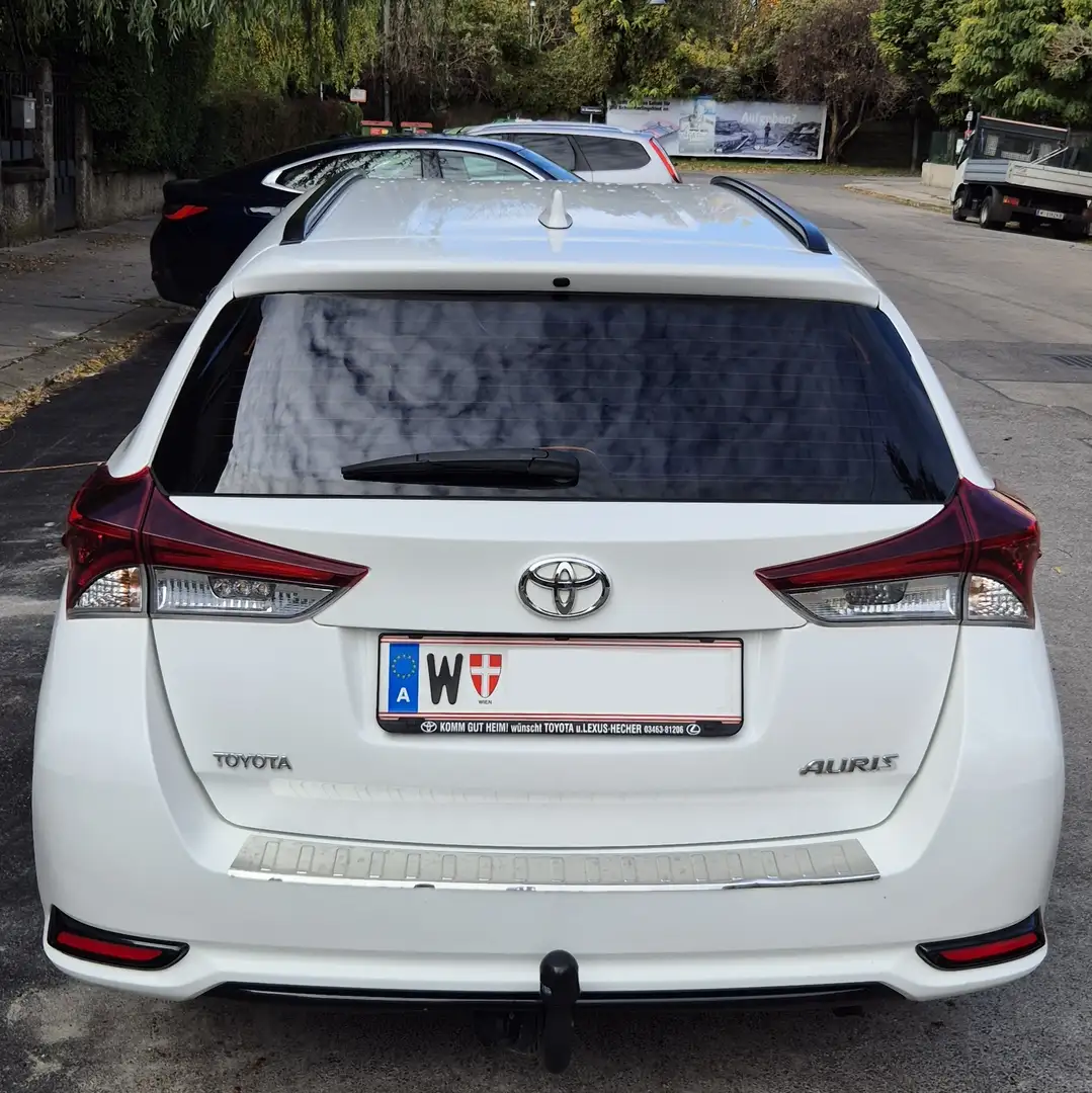 Toyota Auris Auris TS 1,4 D-4D Active Active Weiß - 2