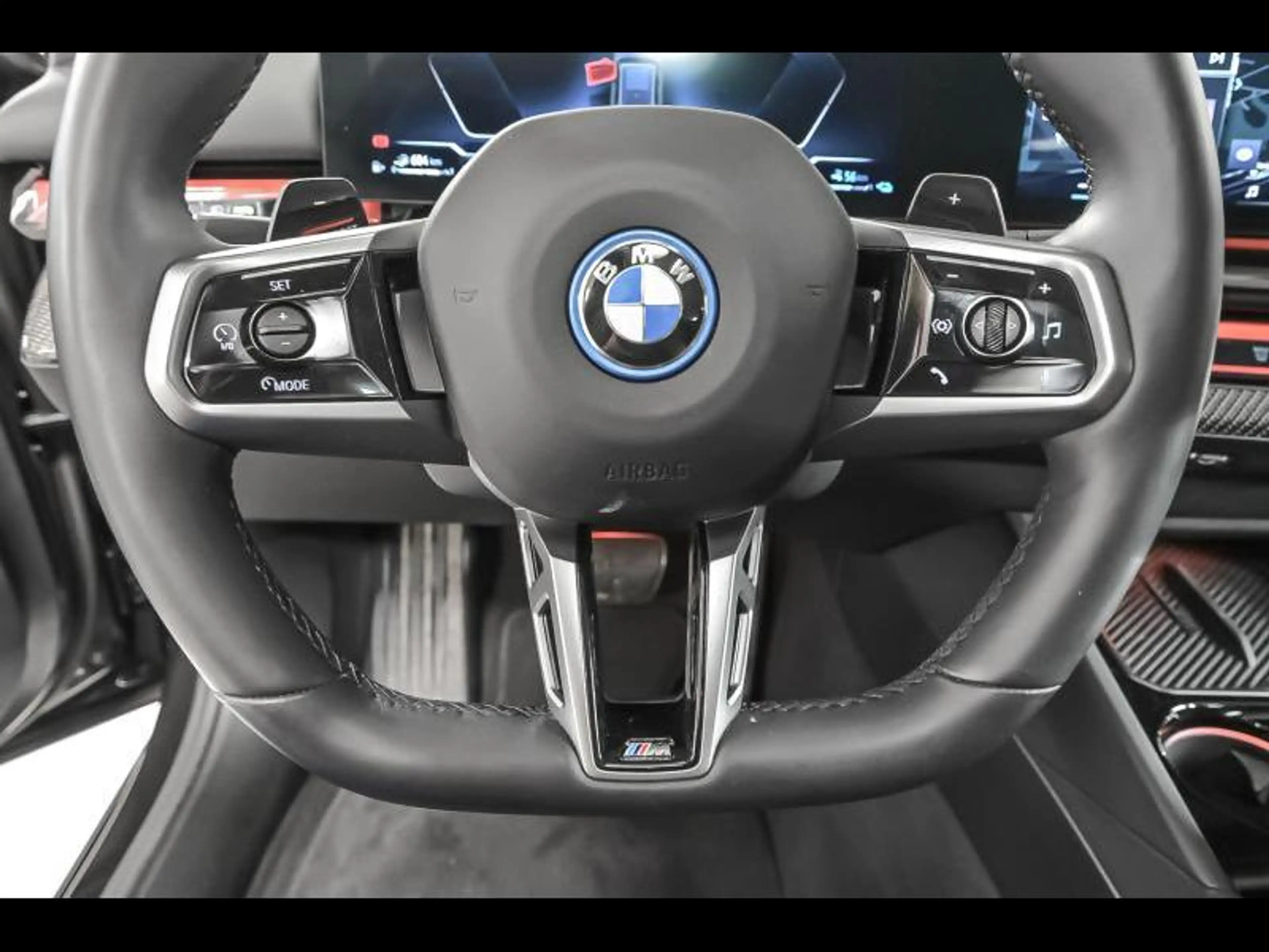 BMW 530 M Sport Pro — photo 9