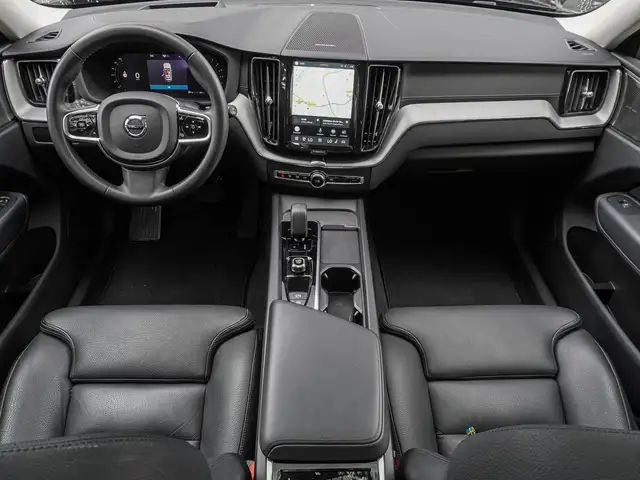 Volvo XC60 view 11