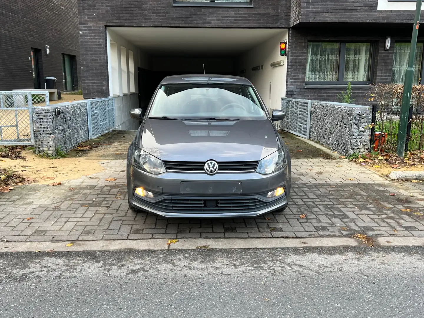 Volkswagen Polo 1.4 CR TDi Limited Edition BMT Zilver - 1