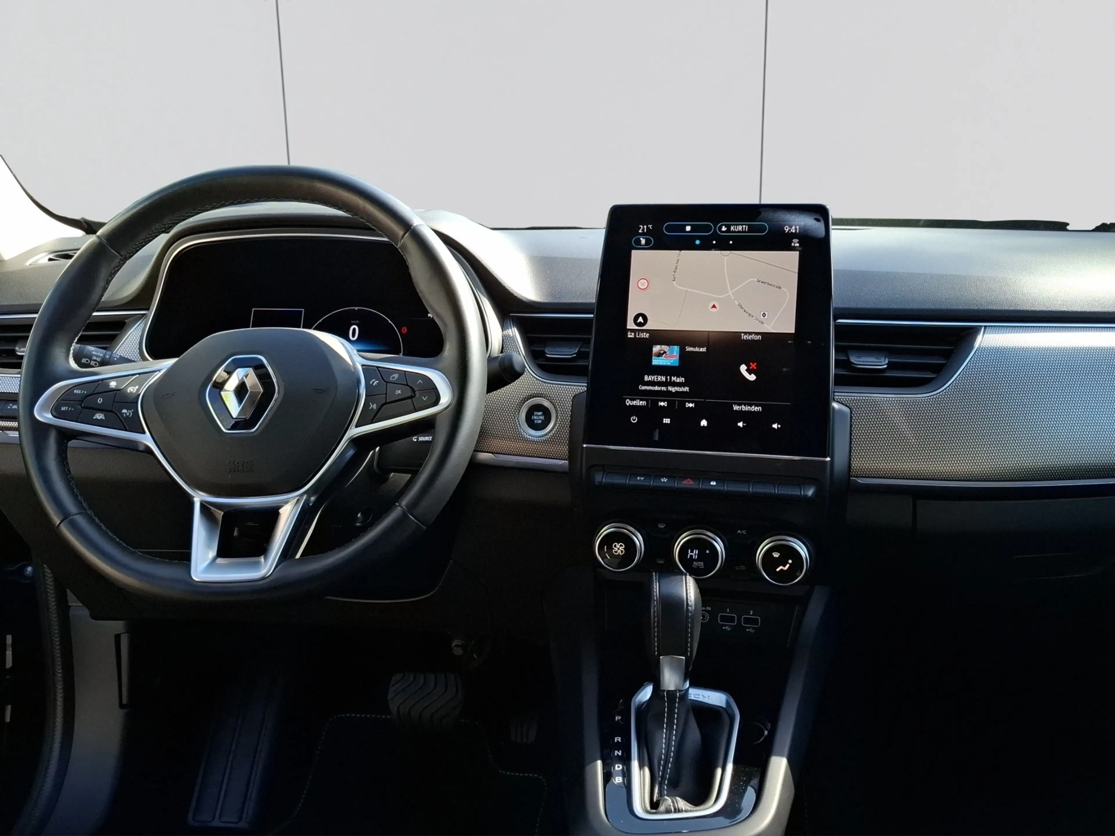 Renault Arkana INTENS E-TECH Hybrid 145*NAVI* — photo 10