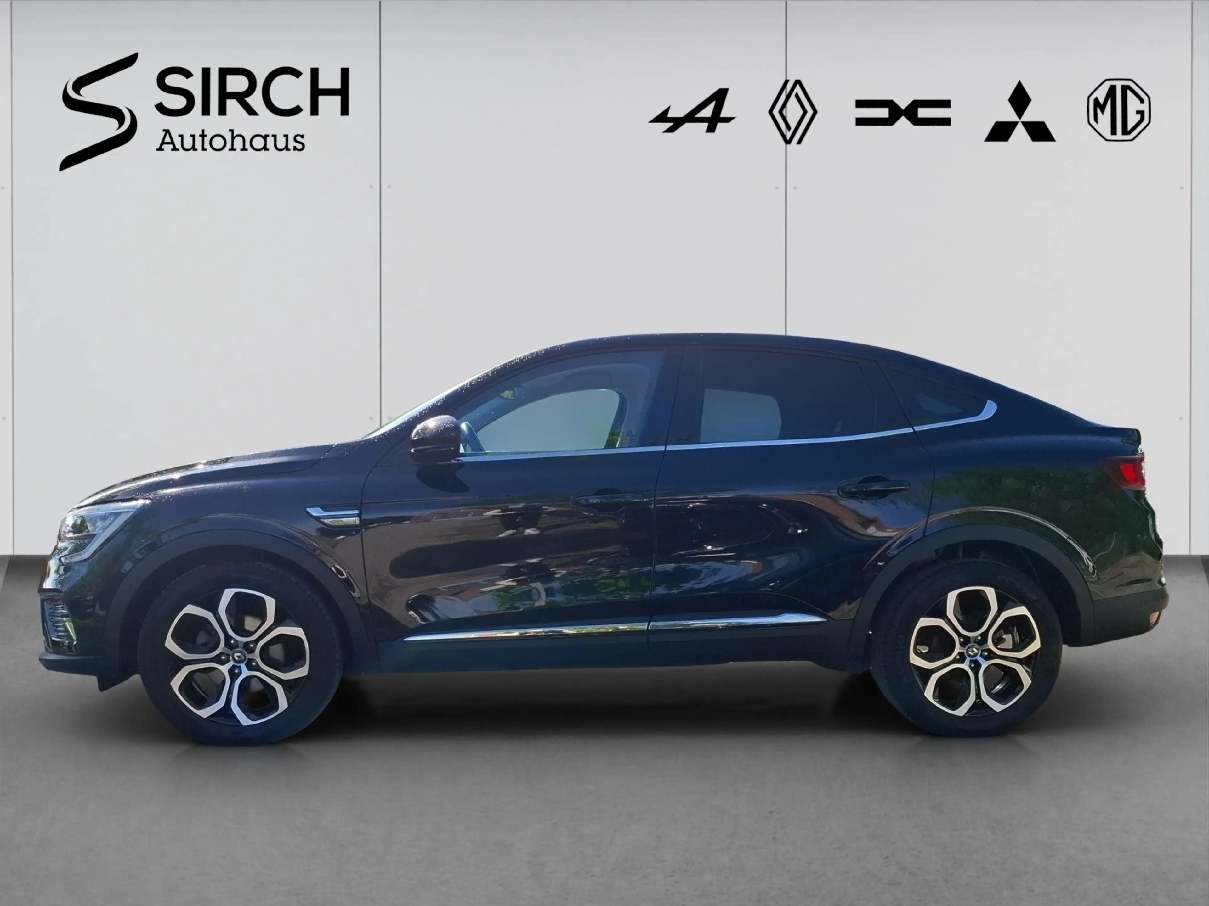 Renault Arkana INTENS E-TECH Hybrid 145*NAVI* — photo 2