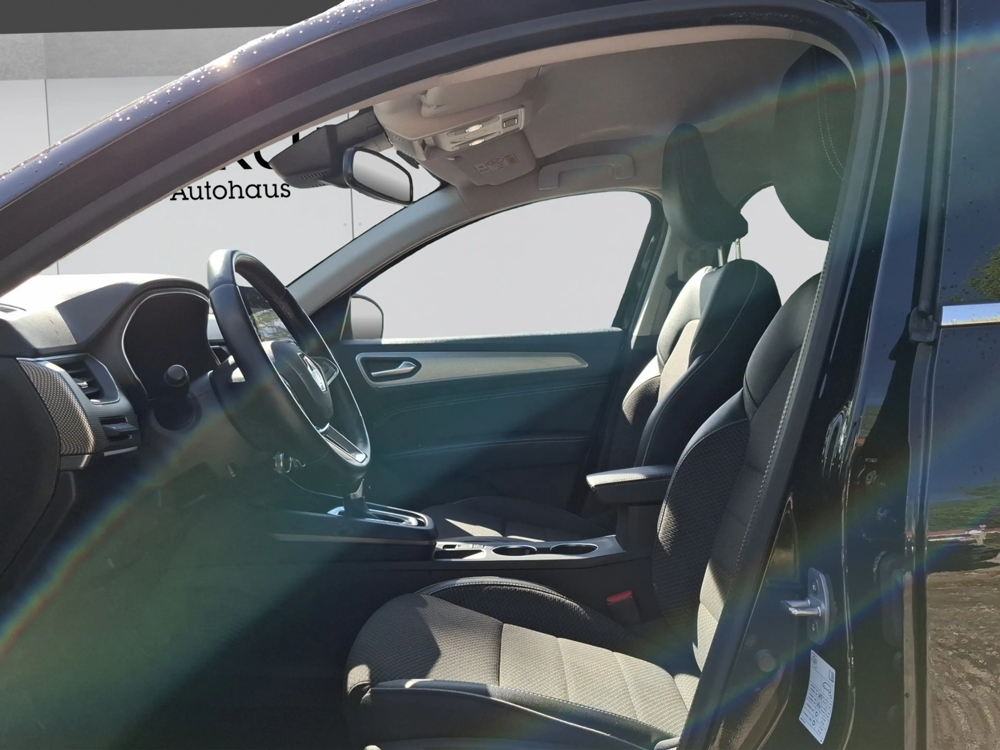 Renault Arkana INTENS E-TECH Hybrid 145*NAVI* — photo 11