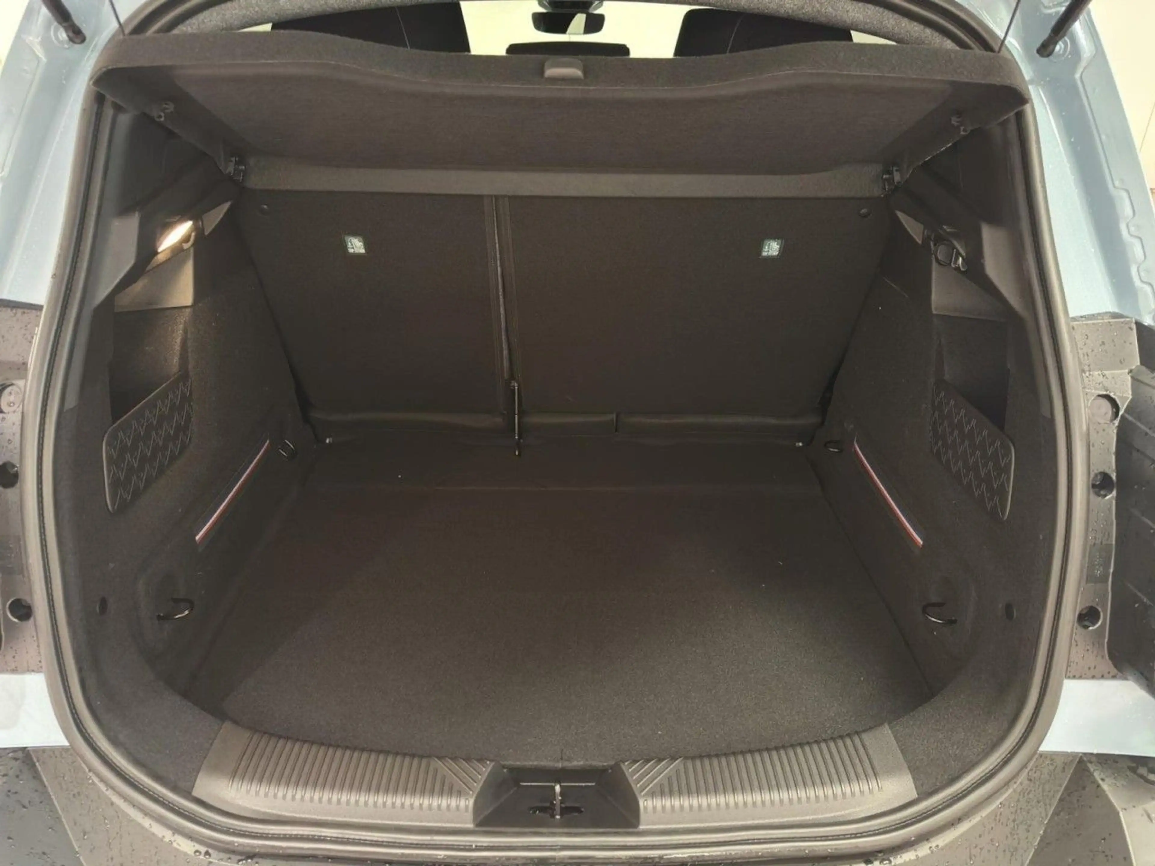 Renault R 4 4 E-Tech Electric 150 Comfort Range Techno — photo 8