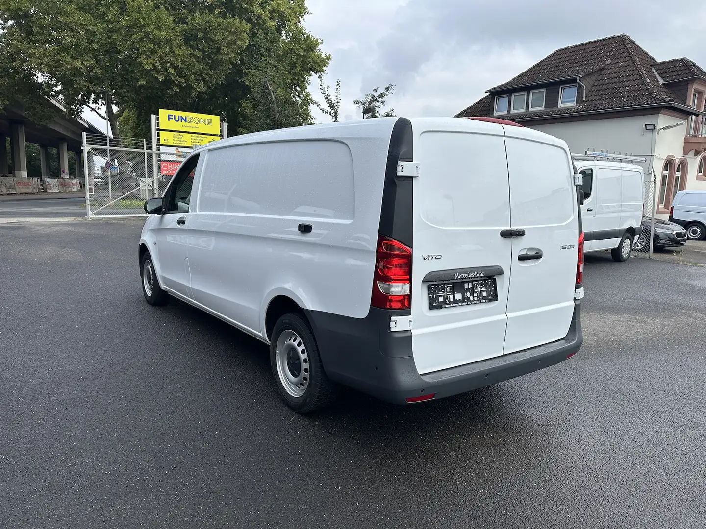 Mercedes-Benz Vito 116 CDI RWD extralang Blanc - 2