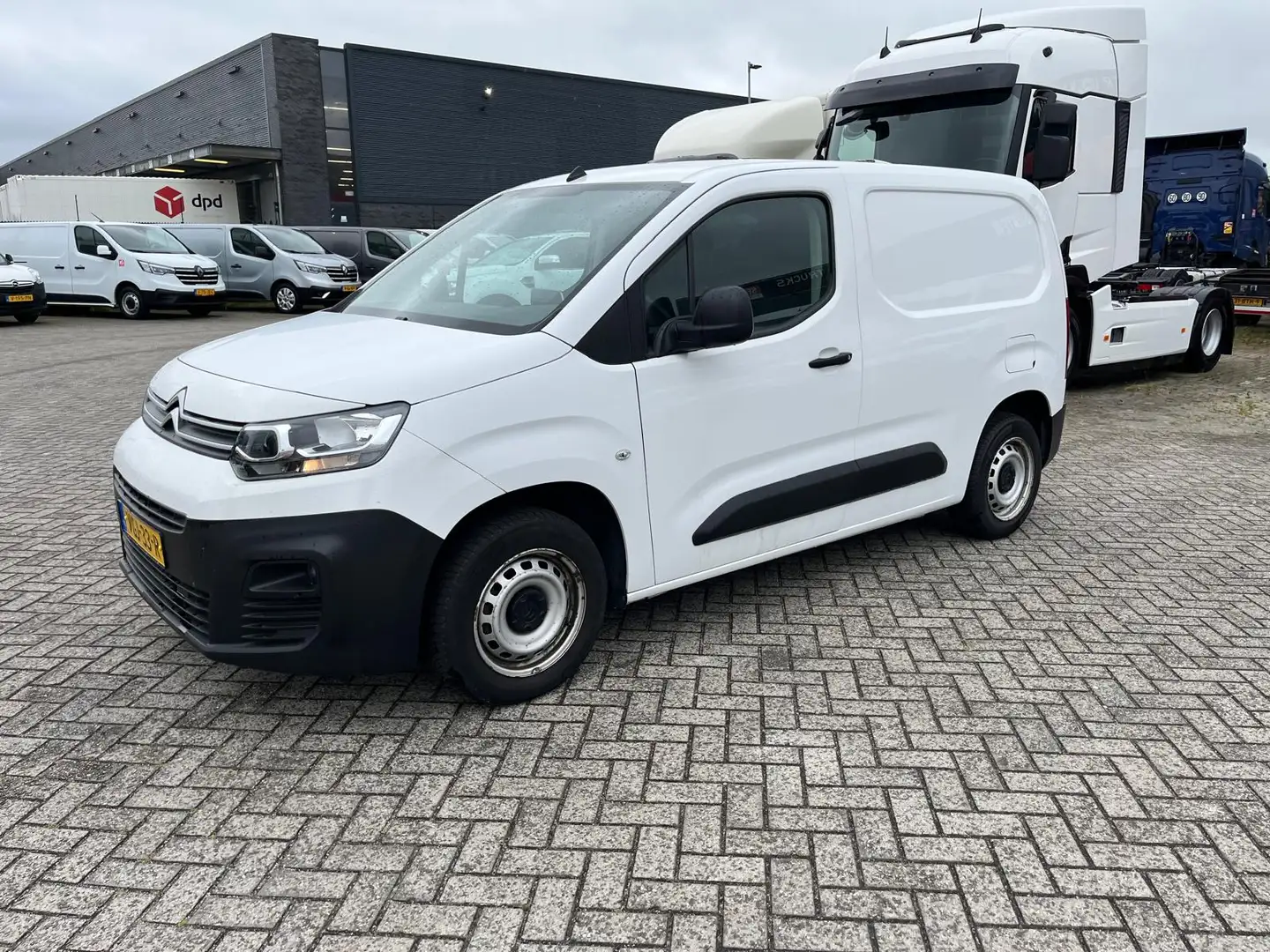 Citroen Berlingo Blue HDI 1,5, Airco, Nav, Bluetooth Wit - 2