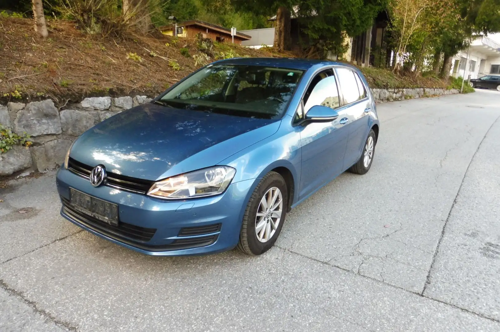 Volkswagen Golf VII Lim. Comfortline BMT 4Motion Blau - 1