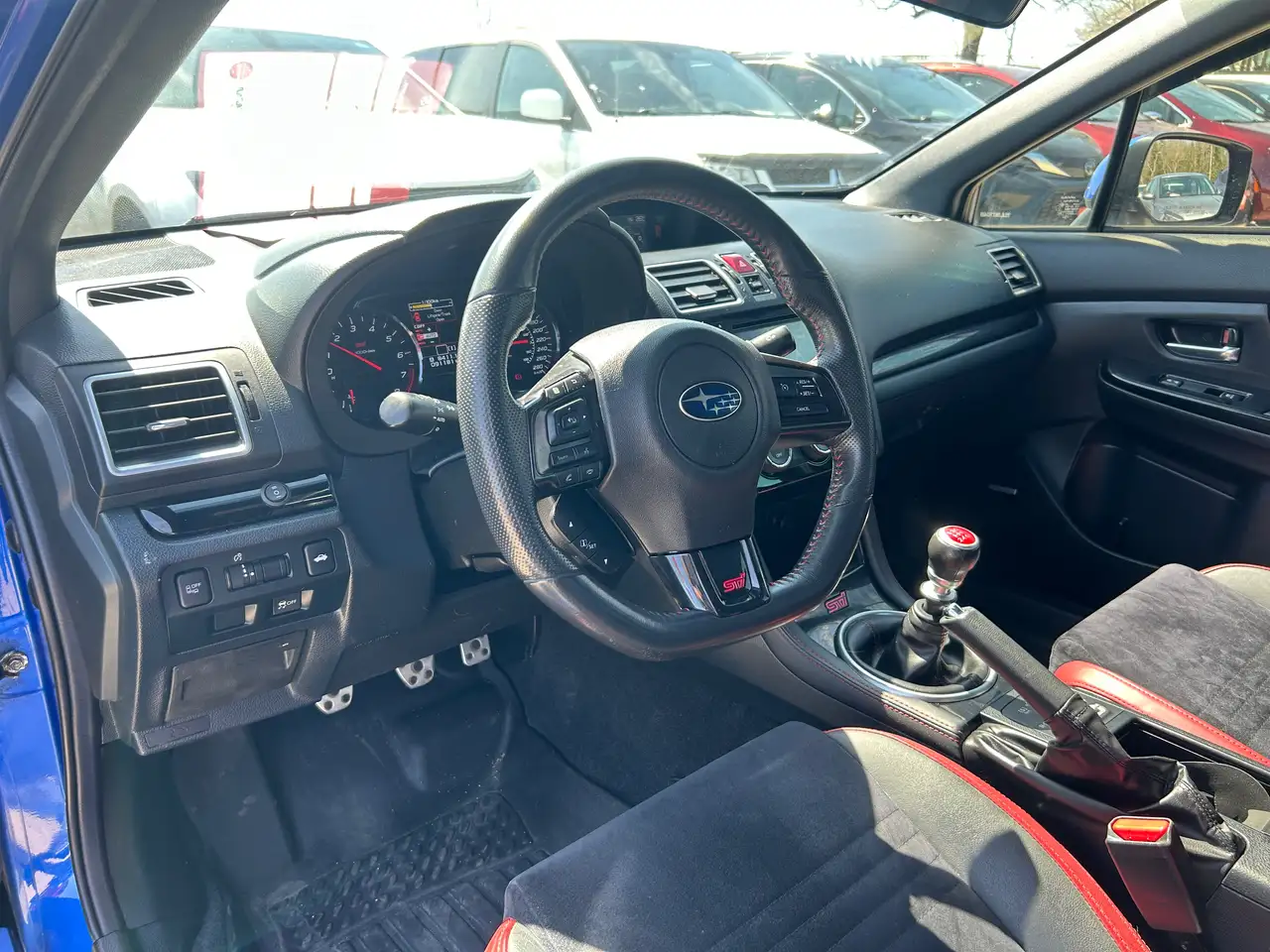 Subaru WRX снимка Subaru WRX