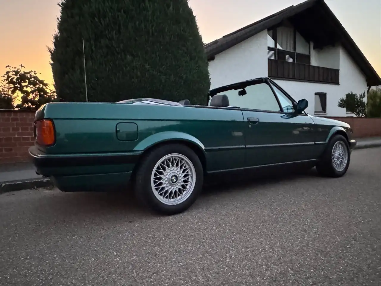 BMW 318 i Cabrio Kat (E30), foto 3