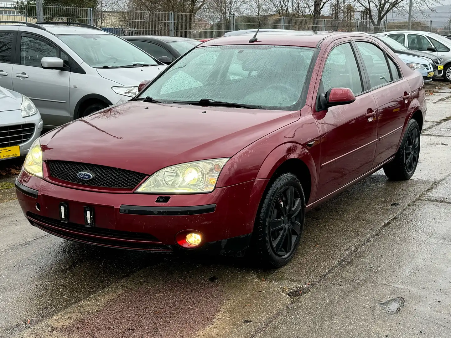 Ford Mondeo 1.8 Ghia Klima Leder Tüv bis Mai.25 Rouge - 1