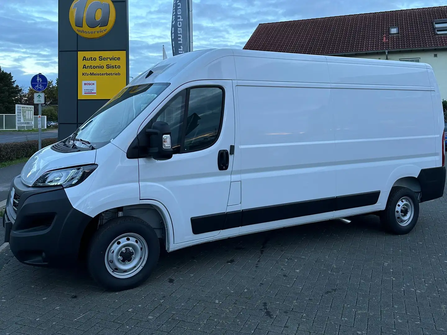 Fiat Ducato 35 Hochdach L2H2 140 PS SOFORT VERF. 3x Weiß - 2